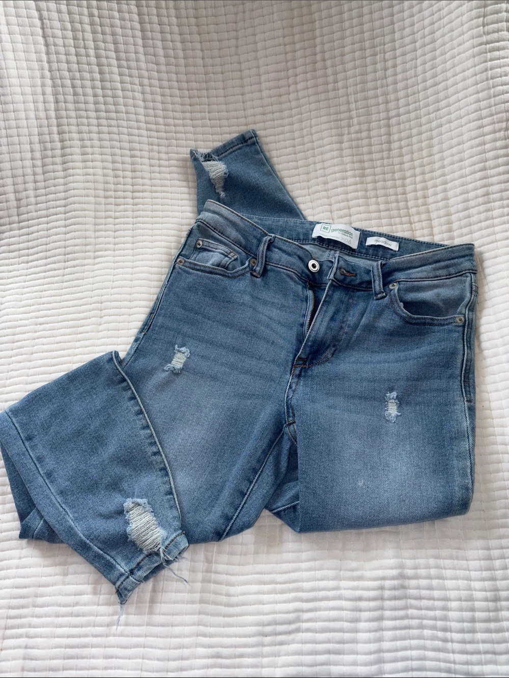 Women’s Cropped Distressed Blue Jeans